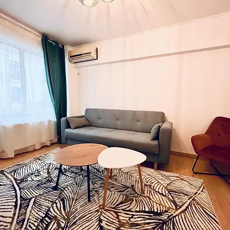 Calea Victoriei Luxe - Elegant Apartment With Balcony-3